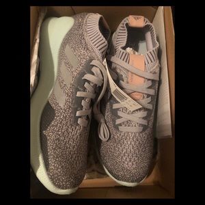 **NWT** Adidas Purebounce